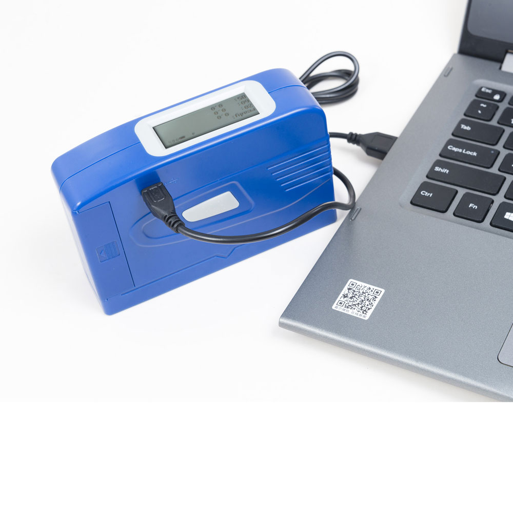 Glossmètre numérique ETB1786 p - Gloss Meter Digital 0-200Gu avis et prix